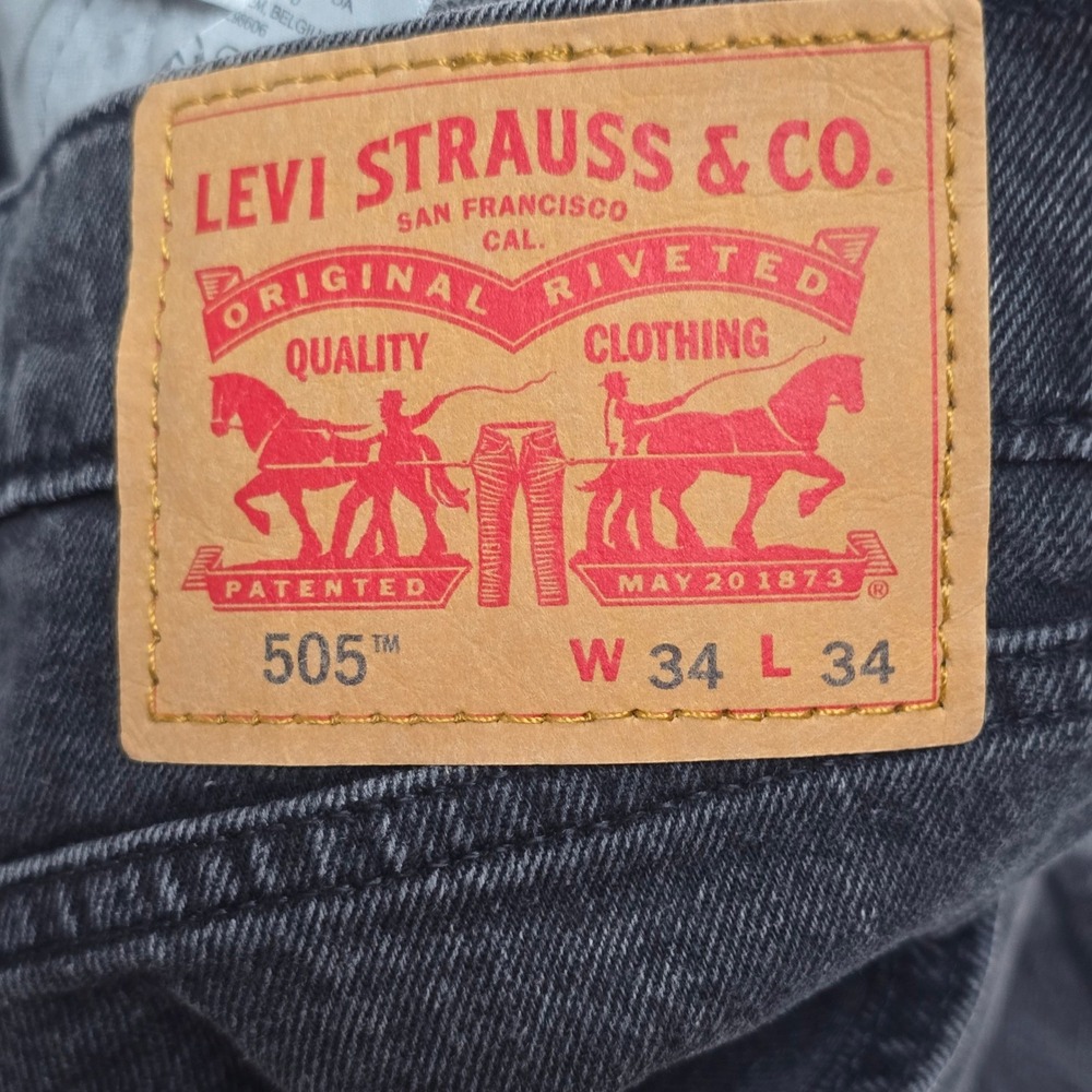 Levi's Straight Leg Jeans Mens 34x34 Washed Black Faded Denim Classic Fit - Picture 1 of 16